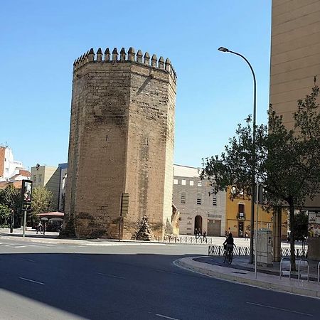 Ds Apartamento Plaza Colon Cordoba Exterior photo