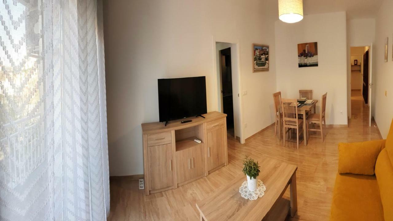 Ds Apartamento Plaza Colon Cordoba Exterior photo